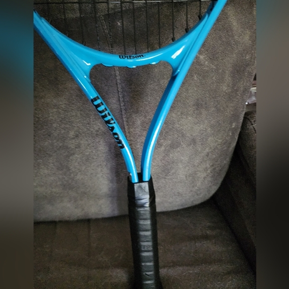 Wilson TWO Tennis Rackets - Picture 9 of 14